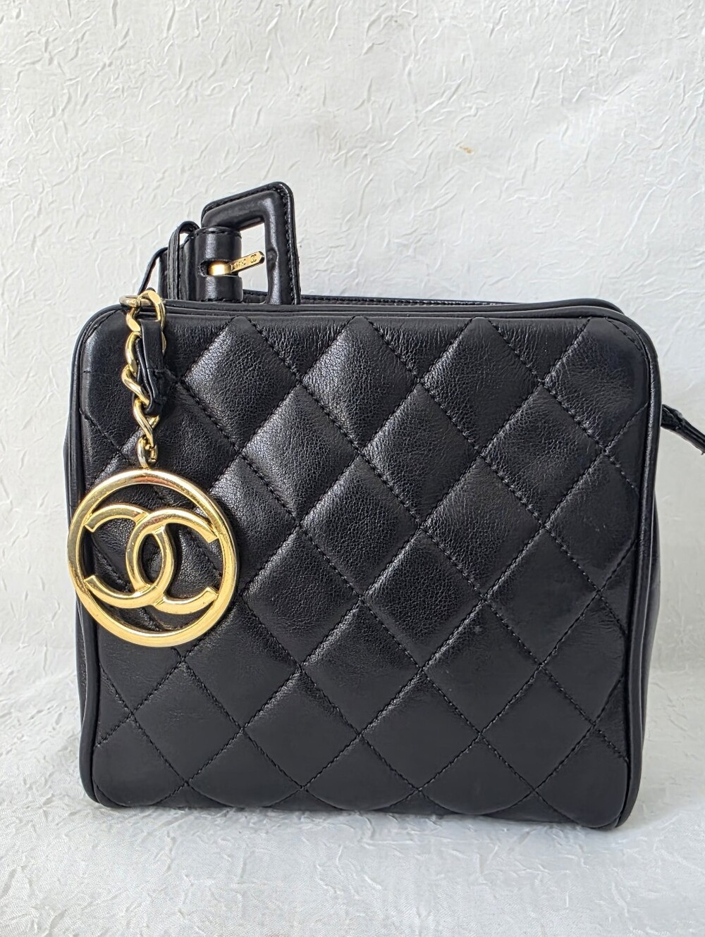 Auth Chanel Quilted Lambskin Leather Waist/Belt Bag